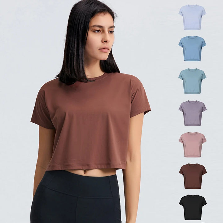 Women’s Seamless Yoga Crop Top – Quick-Dry Short Sleeve Gym & Running Shirt