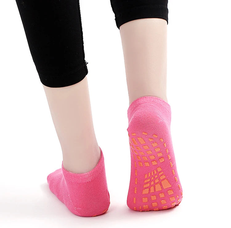 4 Pairs Women’s Cotton Yoga Socks – Non-Slip, Breathable Pilates & Fitness Ankle Socks